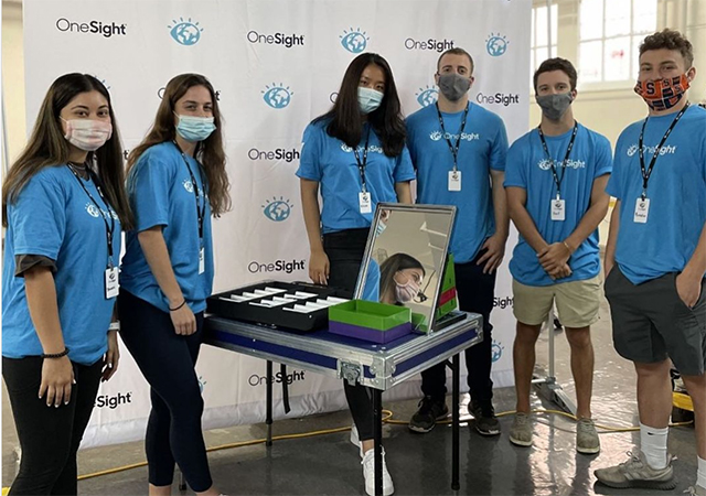 Topcon interns volunteers at the OneSight